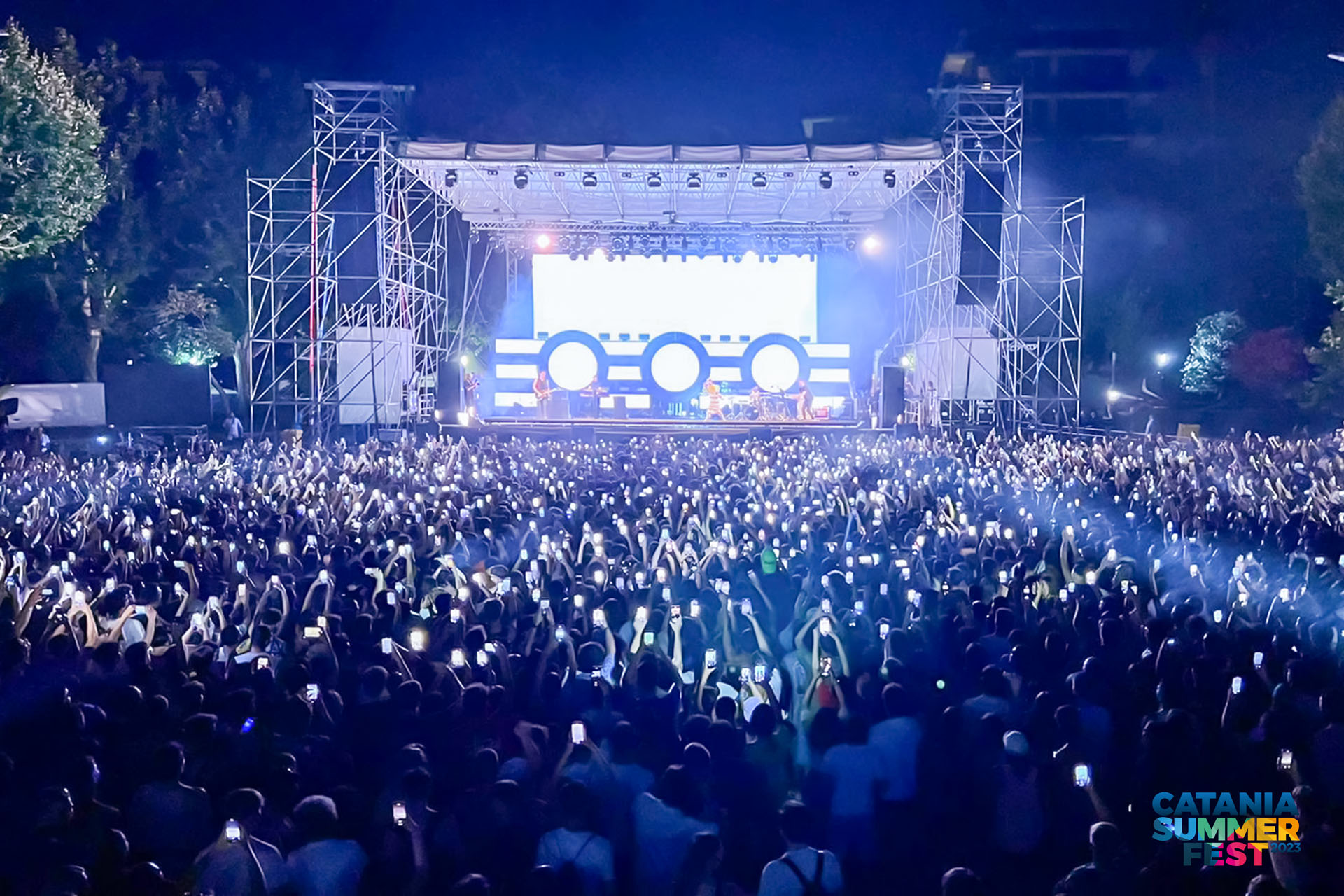Summer Fest 2023, Villa Bellini in visibilio per il rapper milanese